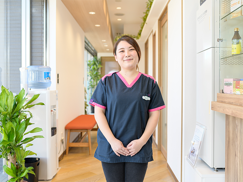ファミリー歯科にししろいの永澤　麻梨奈先生